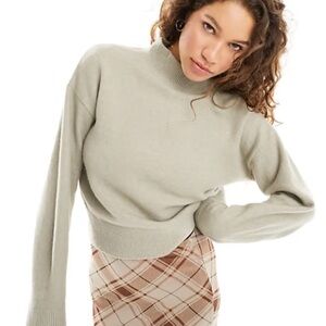 & Other Stories Cream Mock Neck Sweater in Sage Size S
